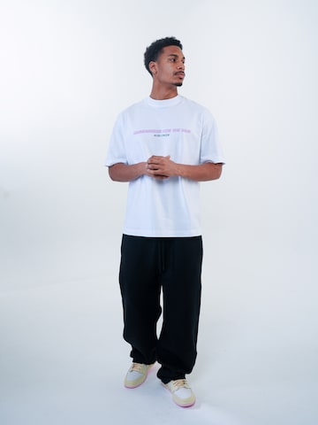 ATELIER OF FAITH Shirt in Wit