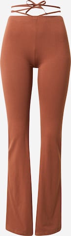 NEON & NYLON Pants in Brown: front