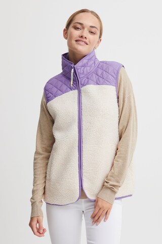 Oxmo Vest in White: front