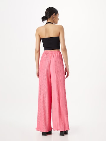 ABOUT YOU x Laura Giurcanu - Loosefit Pantalón 'Christin' en rosa