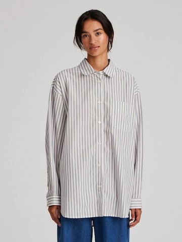 Chemisier ' Astrid ' Gai+Lisva en blanc : devant