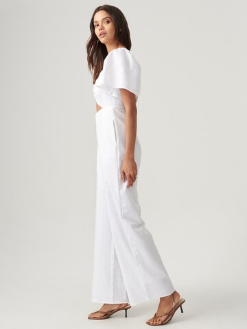 Tuta jumpsuit 'ODESSA' di The Fated in bianco