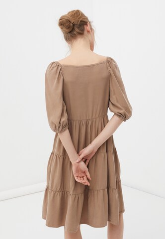 Finn Flare Freizeitkleid in Braun