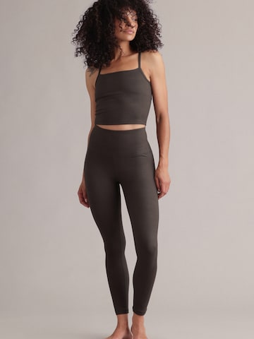 Hey Honey Leggings 'Cropped' in Green: front