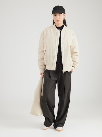 Embassy of Bricks and Logs Kevad-sügisjope 'Salia', värv beež