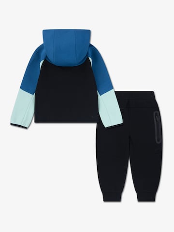 Nike Sportswear Juoksupuku 'TECH FLEECE' värissä musta
