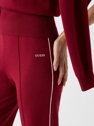 GUESS Slimfit Hose in Rot