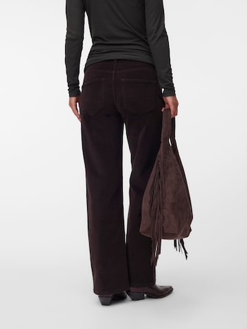 Vero Moda Maternity Bő szár Nadrág 'TESSA' - barna