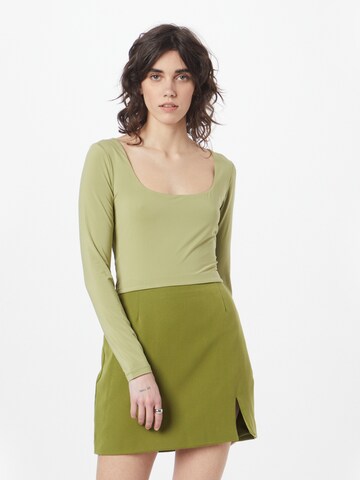 Cotton On Shirt in Green: front