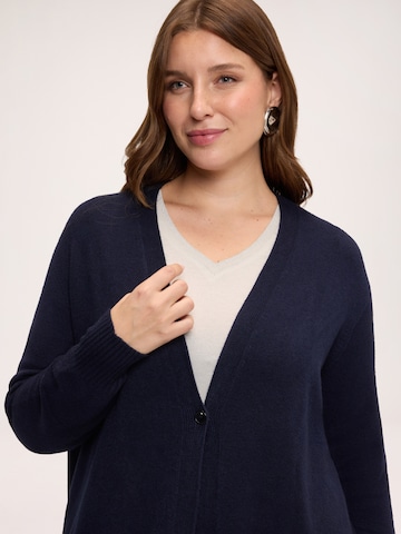 Pullover di Fiorella Rubino in blu