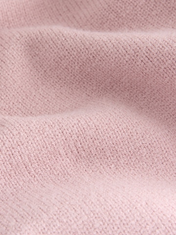 Geacă tricotată de la Rockett St George pe roz