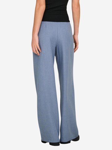 Wide leg Pantaloni con piega frontale 'Onllinda Hw Str Mel Pants Tlr Noos 15336761' di ONLY in blu