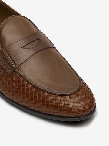 Chaussure basse 'Verona ' LOTTUSSE en marron