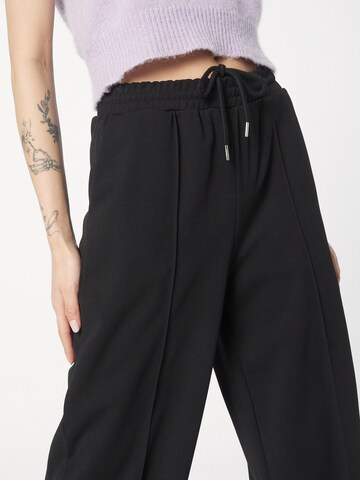 Wide Leg Pantalon à plis 'Milly' VILA en noir