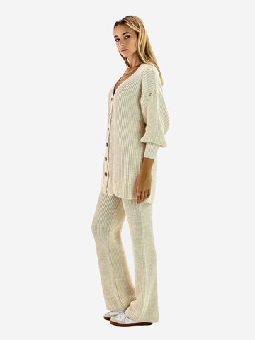 Elara Huispak in Beige