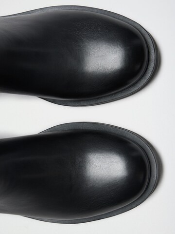 Friends Like These - Botas en negro