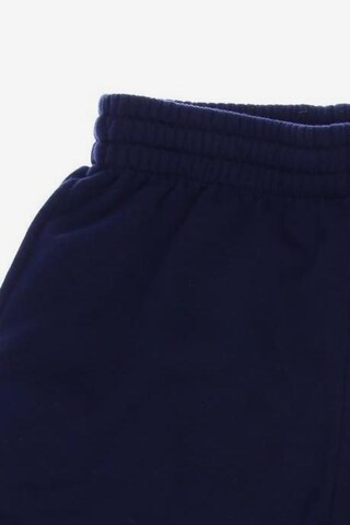 UMBRO Shorts in 33 in Blue