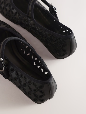 Balerini cu curea glezna 'Forever Comfort®' de la Next pe negru