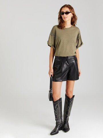 ONLY T-Shirt 'ONLLUCY' in Grün