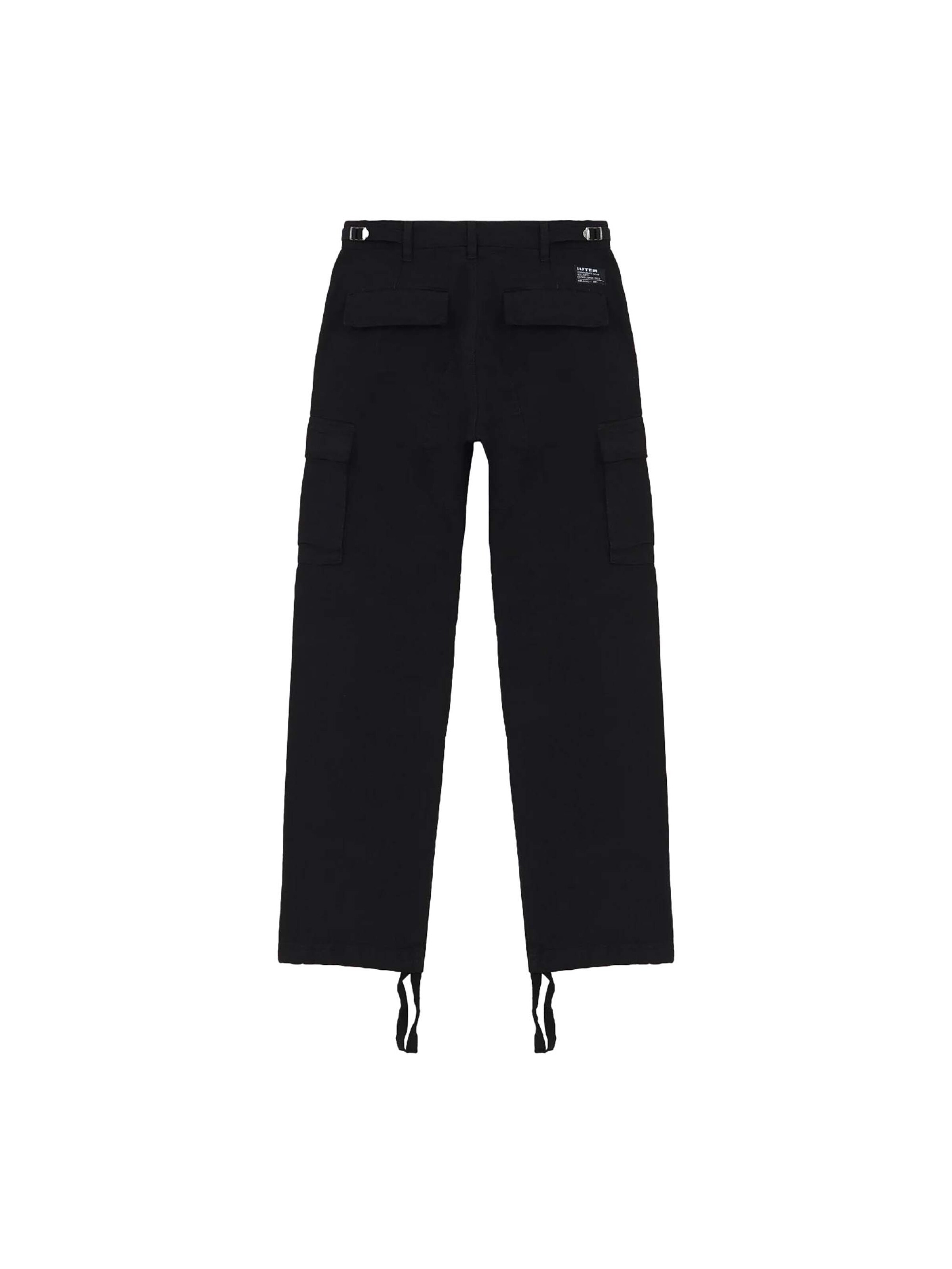 IUTER Regular Cargo trousers in Black