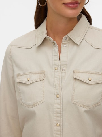 Camicia da donna 'VMMARIA' di VERO MODA in beige