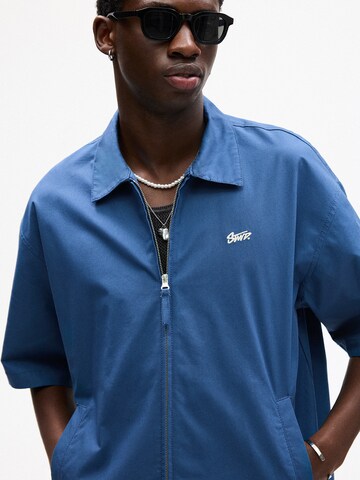 Veste mi-saison Pull&Bear en bleu