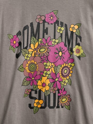 SOMETIME SOON Shirt in Grey