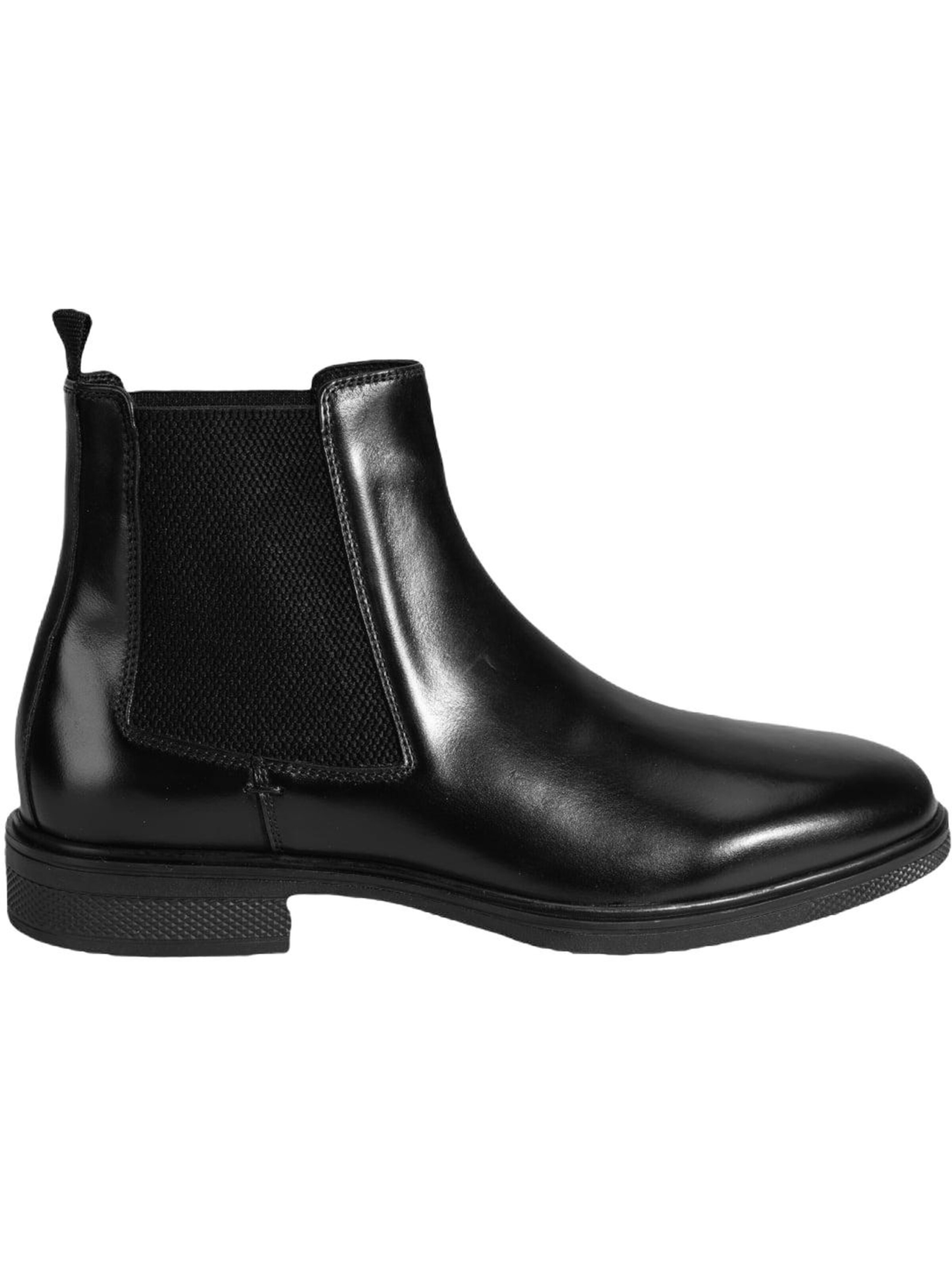 Desa Boots in Black