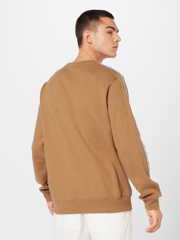 LACOSTE Sweatshirt i brun
