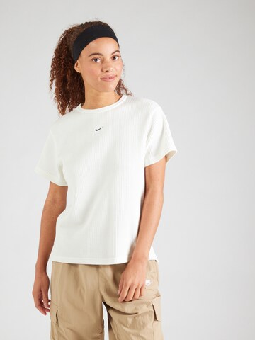 Tricou de la Nike Sportswear pe alb: față