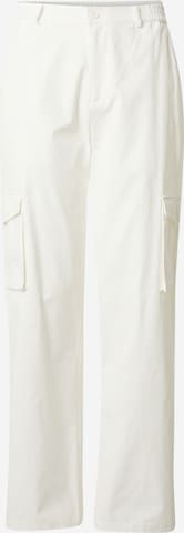 ABOUT YOU x Kevin Trapp Loose fit Cargo Pants 'Jaron' in White: front