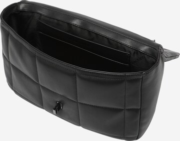 Calvin Klein Shoulder Bag in Black