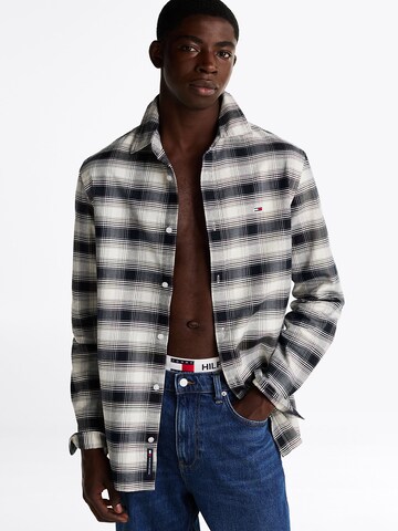 Tommy Jeans Regular fit Button Up Shirt in Black