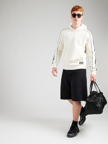 EA7 Emporio Armani Μπλούζα φούτερ σε μπεζ