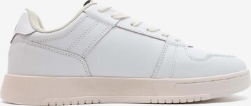 ELLESSE Sneakers laag 'Mitchell' in Wit