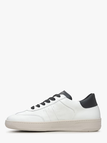 Estro Låg sneaker '09-3236' i vit