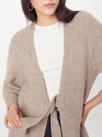 ESPRIT Knit Cardigan in Beige