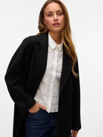 VERO MODA Between-seasons coat 'VMVINCEMARI' in Black: front