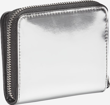 Liebeskind Berlin Wallet in Silver