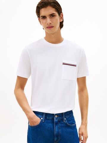 Tricou de la TOMMY HILFIGER pe alb: față