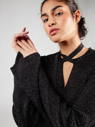 ABOUT YOU Shirt in Black