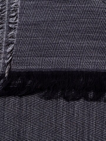 Passigatti Wrap in Grey
