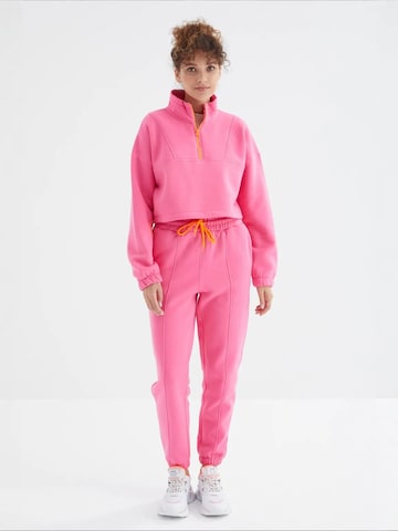 Tommy Life Treeningdress 'Aktive Sets', värv roosa: eest vaates