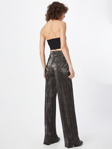 Sisley Regular Trousers in Silver