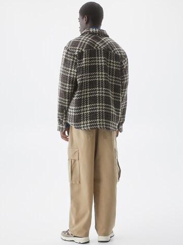 Pull&Bear Prehodna jakna | siva barva