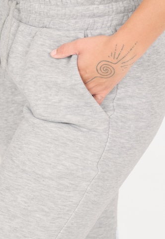 NOU Tapered Pants 'Mayda' in Grey