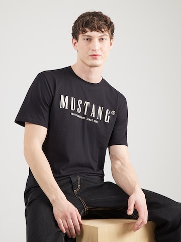 MUSTANG - Camiseta 'AUSTIN' en negro: frente