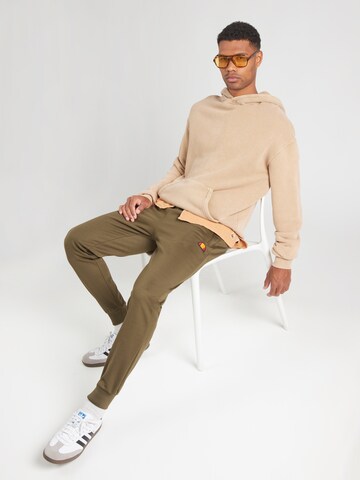ELLESSE Tapered Hose 'Bertoni' in Grün