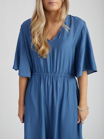 Peppercorn - Vestido 'Ozzy' en azul