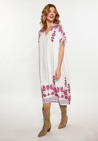 usha FESTIVAL Dress in White: front